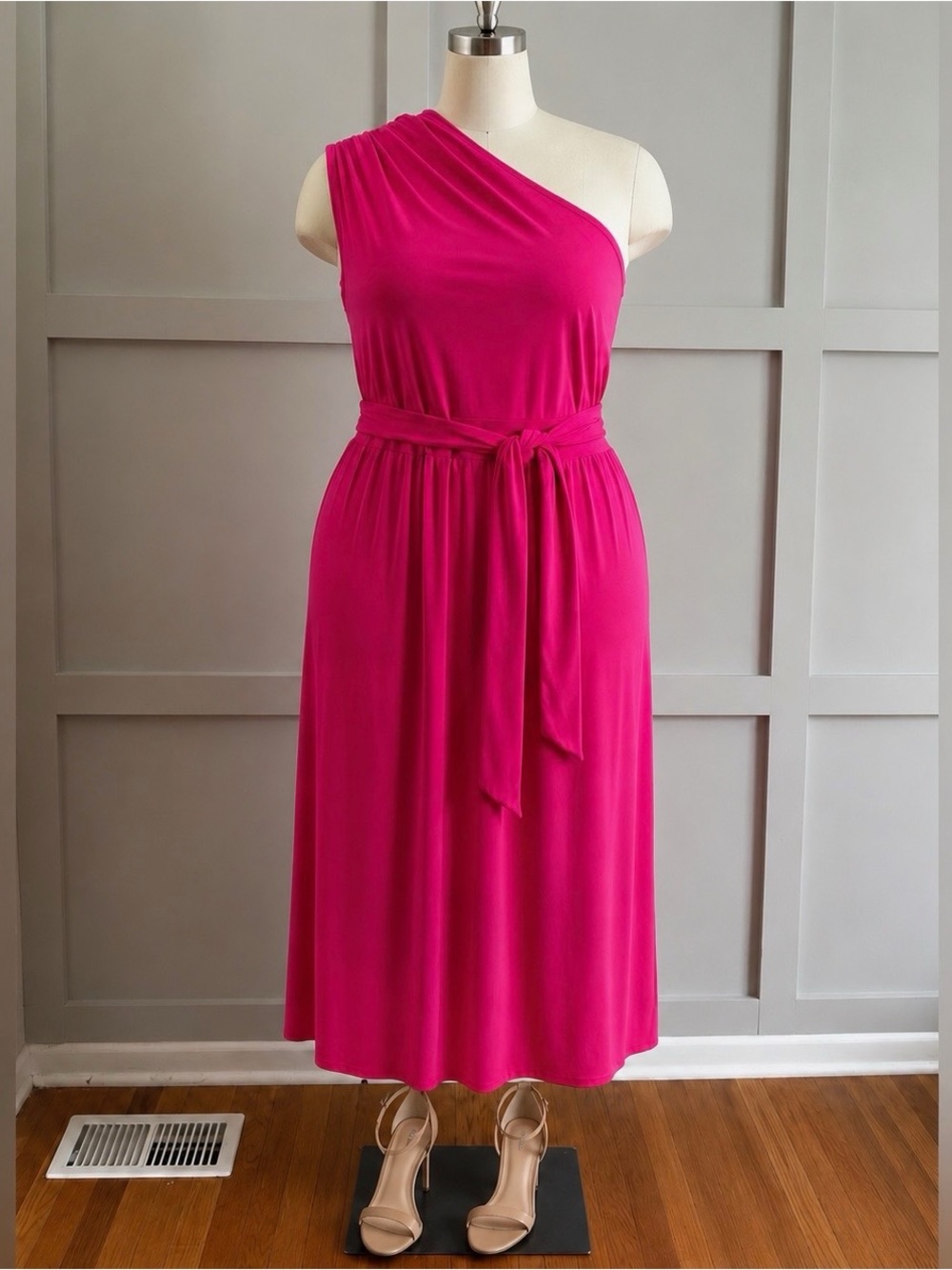 Chic One-Shoulder Pink Dress